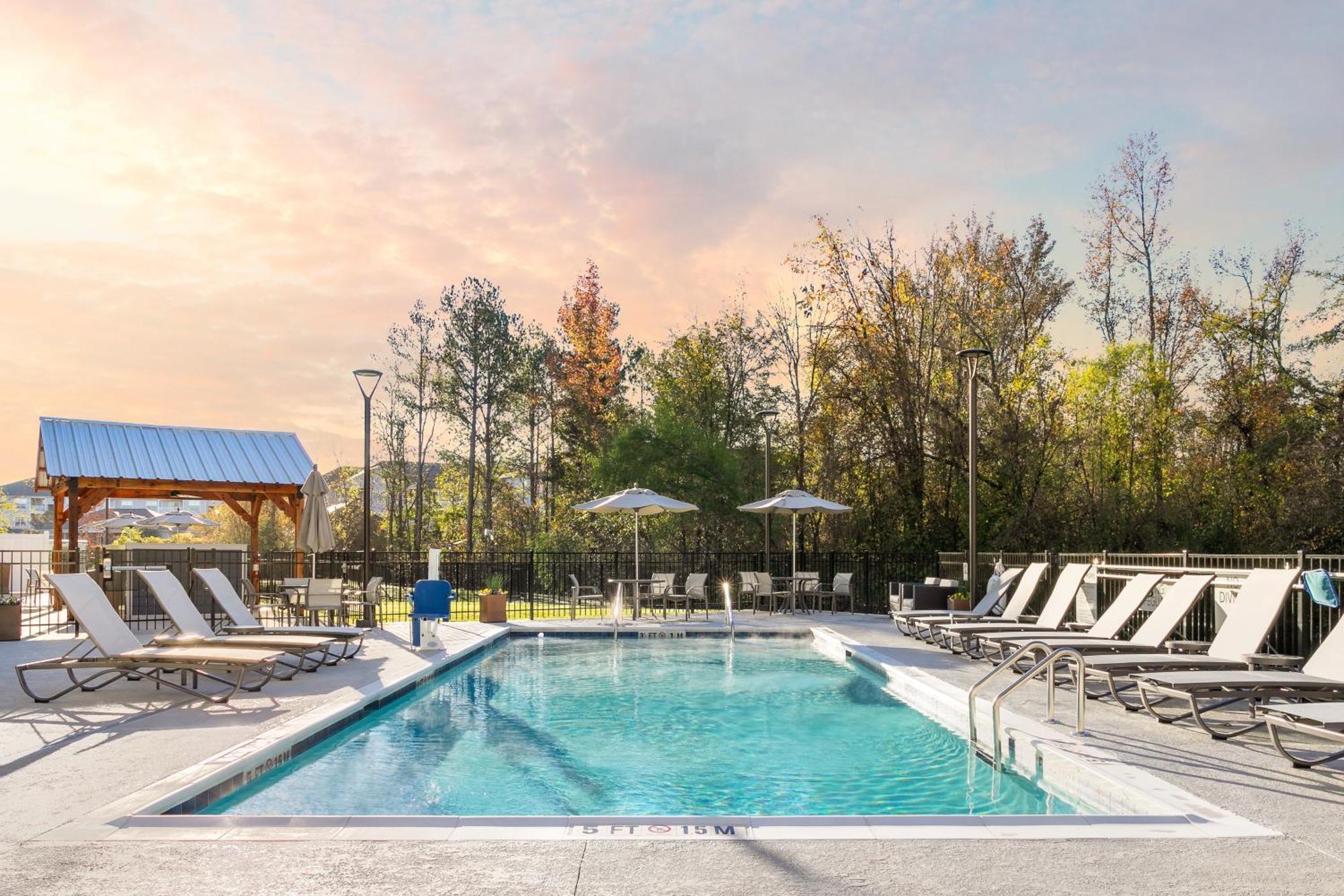 Candlewood Suites Chattanooga Hamilton Place By Ihg Exteriör bild