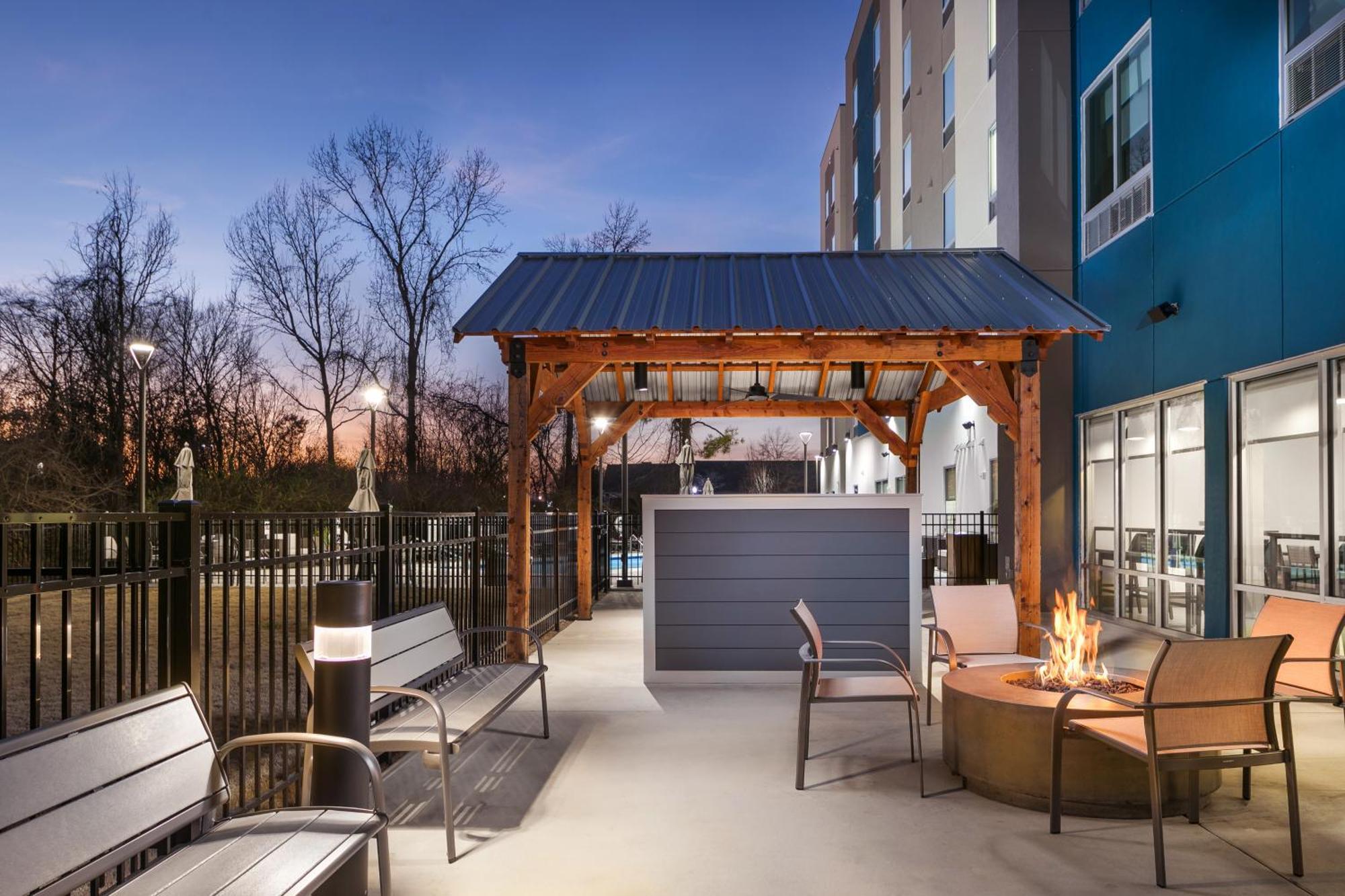 Candlewood Suites Chattanooga Hamilton Place By Ihg Exteriör bild