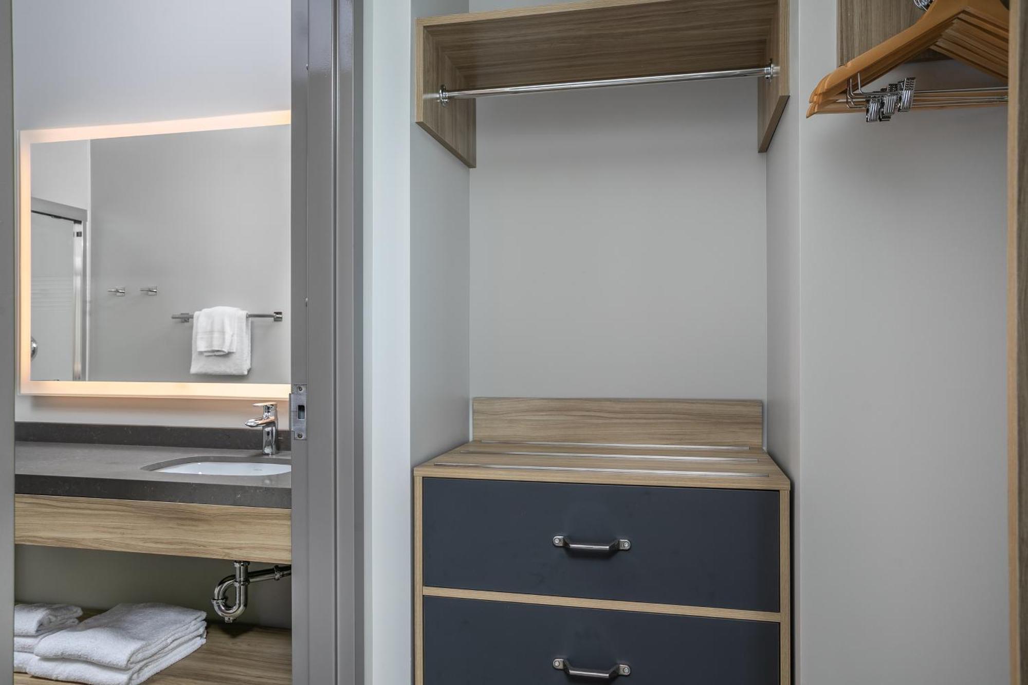 Candlewood Suites Chattanooga Hamilton Place By Ihg Exteriör bild